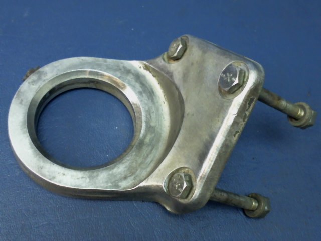 37107-00 Piper - BRACKET - Engine mount