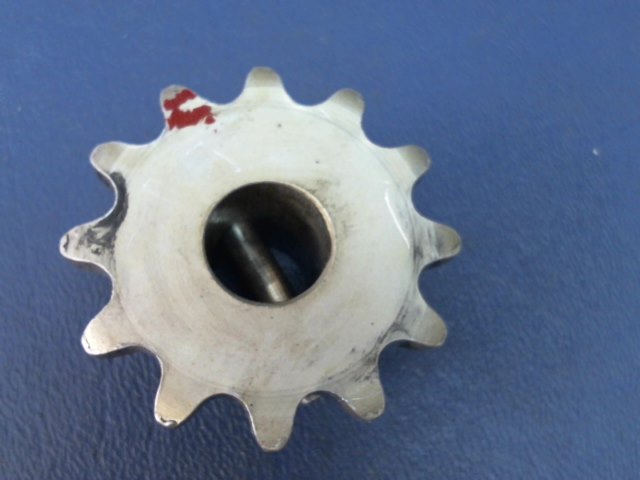 0411047 Cessna - SPROCKET-AILERON CHAIN