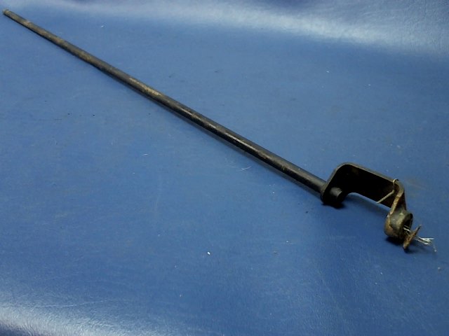 77912-02 Piper - SHAFT - Fuel selector valve