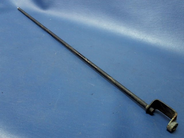 77912-02 Piper - SHAFT - Fuel selector valve