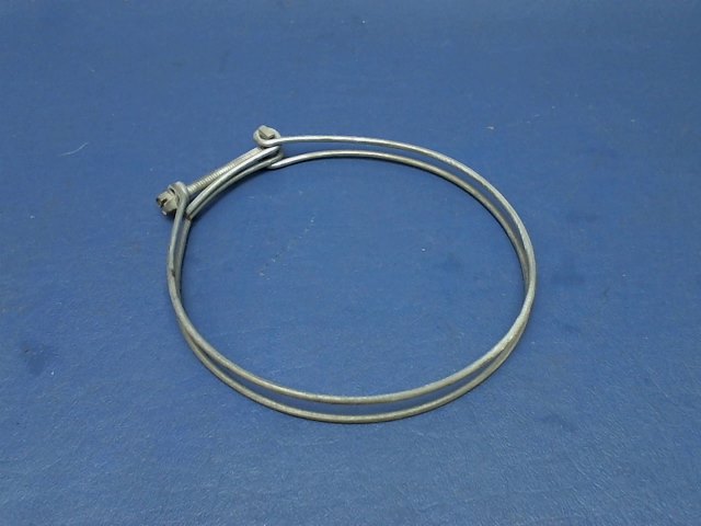 554 640 Piper - CLAMP (SAE TY A-4 5/8)