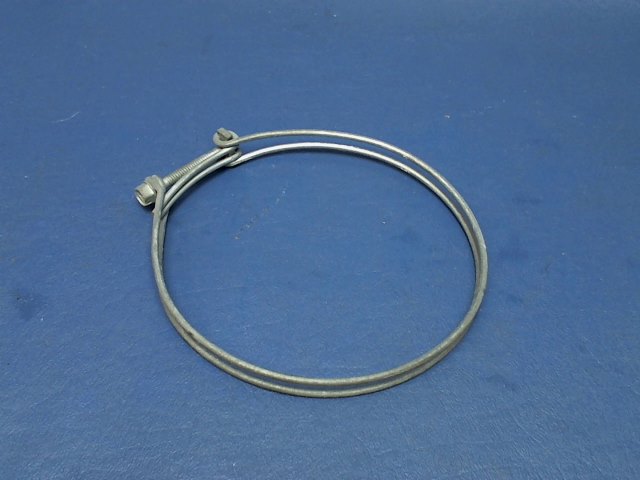 554 640 Piper - CLAMP (SAE TY A-4 5/8)