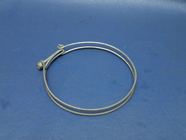 554 640 Piper - CLAMP (SAE TY A-4 5/8)