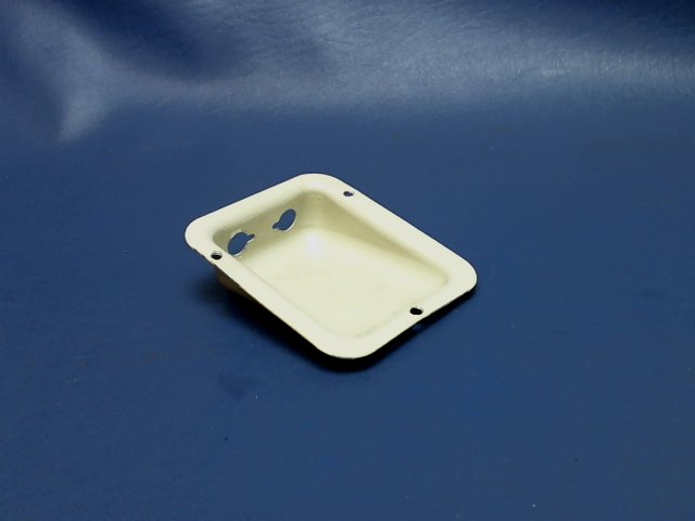 37866-02 Piper - CUP - Phone jack (Cracked-See Details)