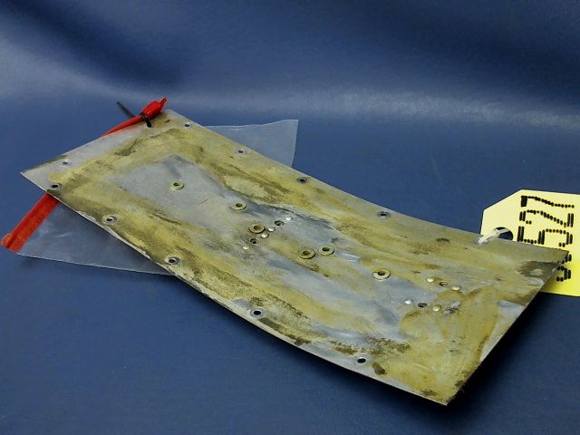 76121-00 Piper - PLATE - Tunnel top rear