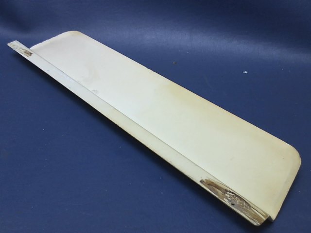 0515010-10 Cessna - TRAY-SHOULDER HARNESS STORAGE