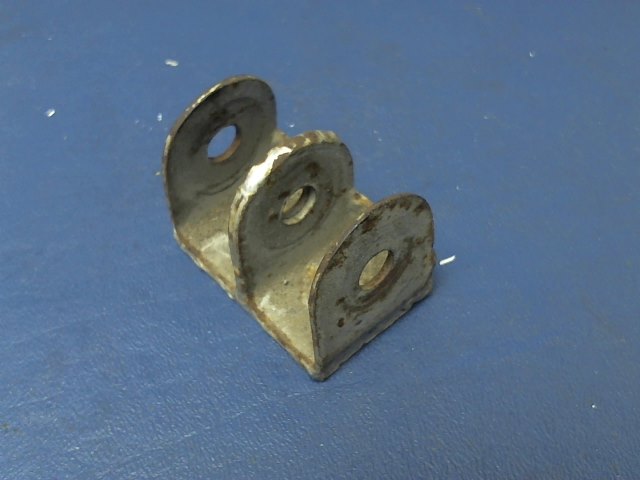 0414045-1 Cessna - BRACKET-SEAT BELT ATTACH