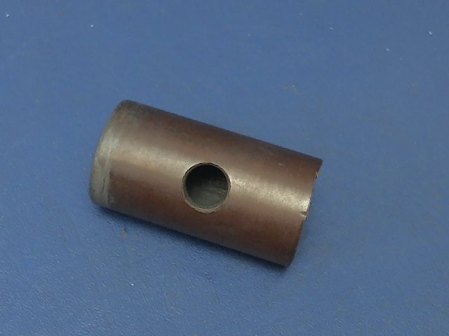 67193-04 Piper - STOP - Tee bar left