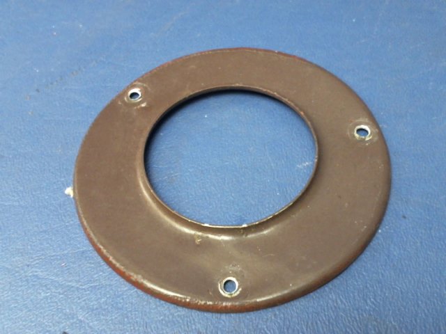 21156-00 Piper - PLATE - Ventilator air deflector flange
