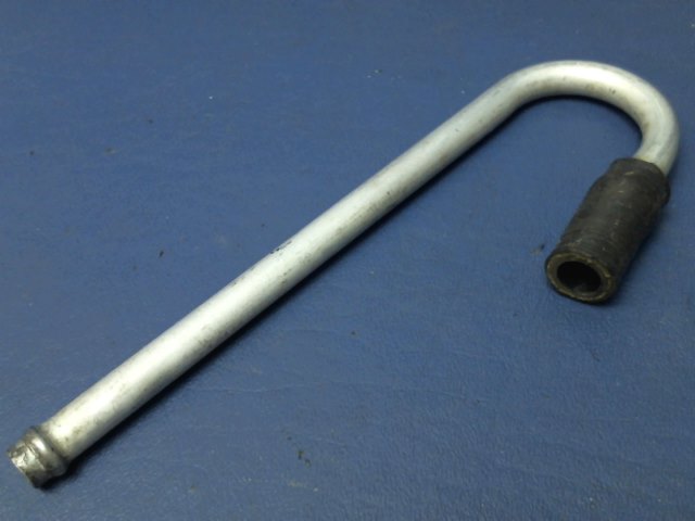 0713533-1 Cessna - TUBE - VACUUM FILTER