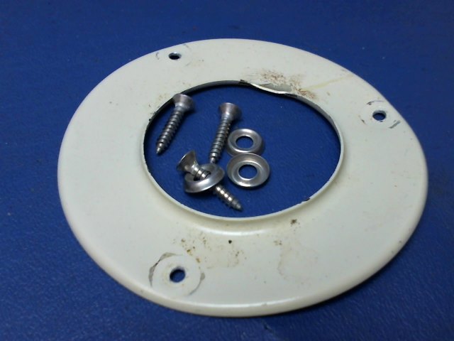 21156-00 Piper - PLATE - Ventilator air deflector flange