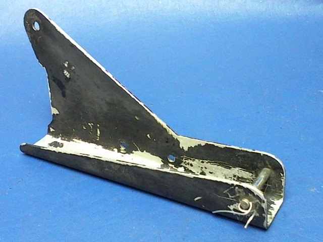 69318-00 Piper - CHANNEL - Rudder trim