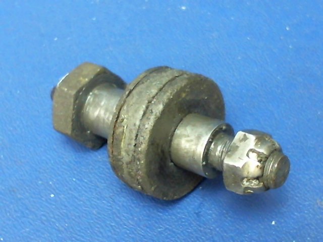 79543-02 Piper - BOLT - Main gear torque link