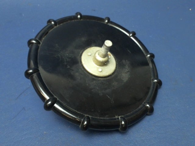 0460127-2 Cessna - WHEEL-TAB CONTROL (cracking-see details)