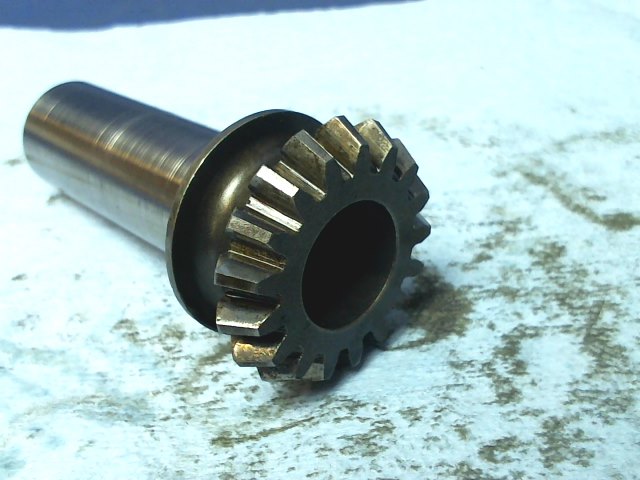 538076 Continental O-470-R - Gear - Governor Drive Beval