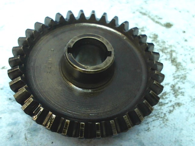 534655 Continental O-470-R - Gear - Governor drive
