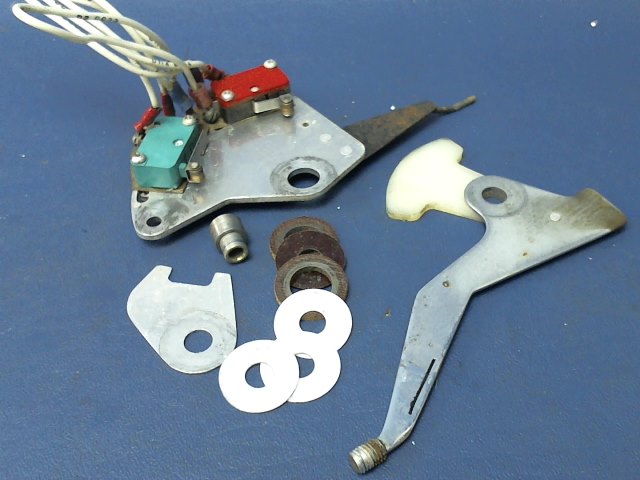 MPN Cessna - Flap Indicator /Lever (BOLT MISSING)
