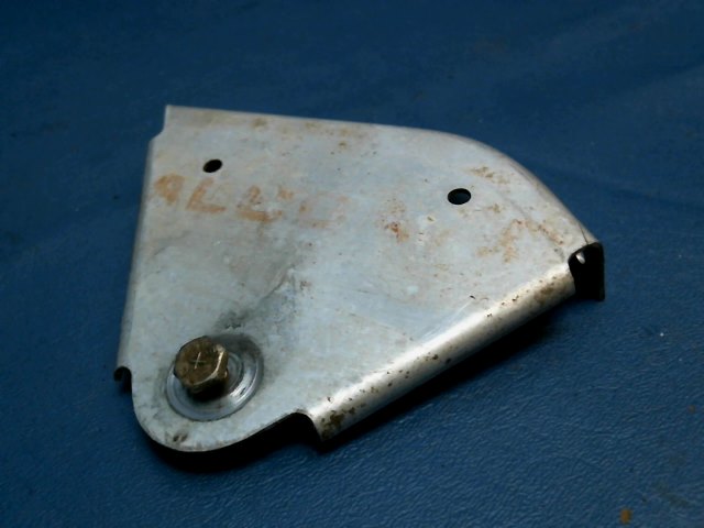 65635-00 Piper - BRACKET - Trim tab