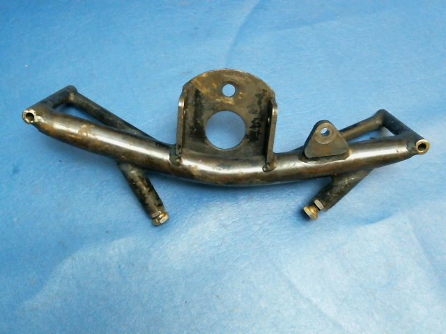 35192-00 Piper - HORN - Nose wheel steering (Cracked at weld - See photos)
