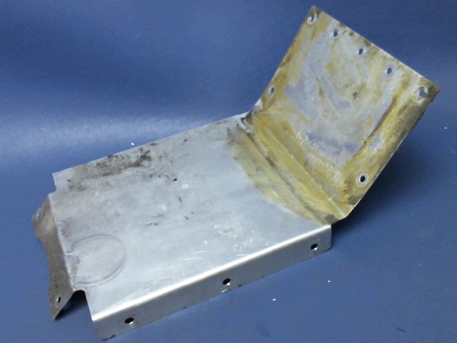 63288-00 Piper - PLATE - Tunnel top center front