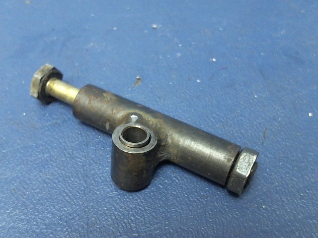 37511-15 Piper - TRUNNION- Cowl flap acutation