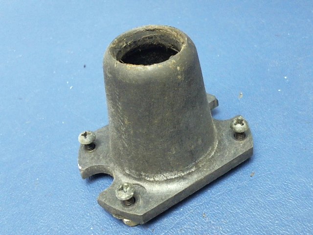 0760131-5 Cessna - SUPPORT-CONTROL TUBE RH (Control Wheel Yoke Adapter)