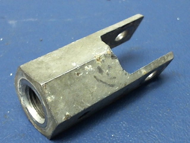 0543023 Cessna - CLEVIS