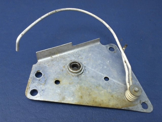 0713642-1 Cessna - RETAINER ASSEMBLY -ELEVATOR TRIM