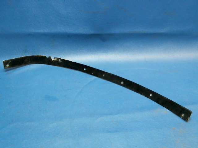 1200454-32 Cessna - RETAINER-WINDLACE UPPER