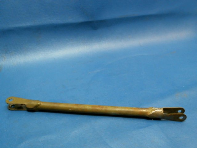 0510161-12 Cessna - TUBE-BELLCRANK TO CONTROL TEE
