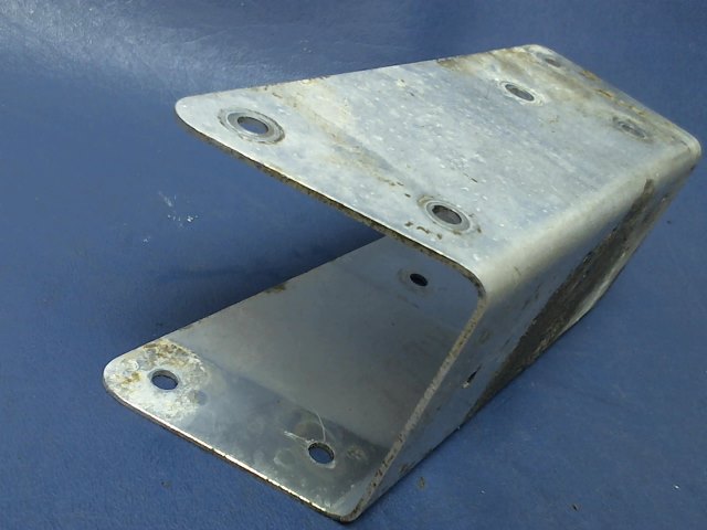 0411286 Cessna - STIFFENER-CONTROL Y BULKHEAD