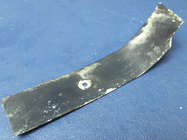 1200454-34 Cessna - RETAINER-WINDLACE LOWER