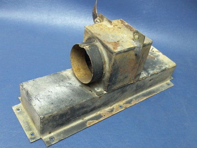 62962-00 Piper - BOX - Distributor cabin heat