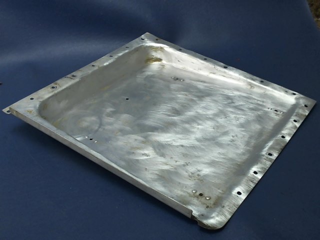 0413429-2 Cessna - FEET PAN-FRONT FLOORBOARD RH
