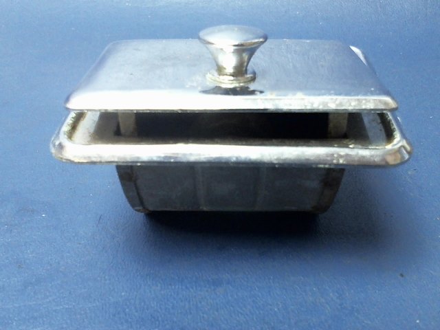 0411030-5 Cessna - RETAINER-ASH RECEIVER