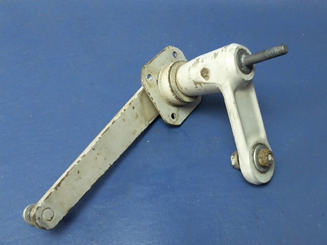 5045001-7 Cessna - CRANK ASSEMBLY LH-DOOR ACTUATOR