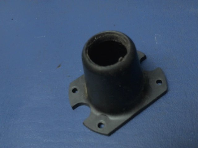 0760131-5 Cessna - SUPPORT-CONTROL TUBE RH (Control Wheel Yoke Adapter)