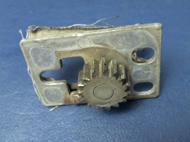 0711694-12 Cessna - CLUTCH DOOR-RH