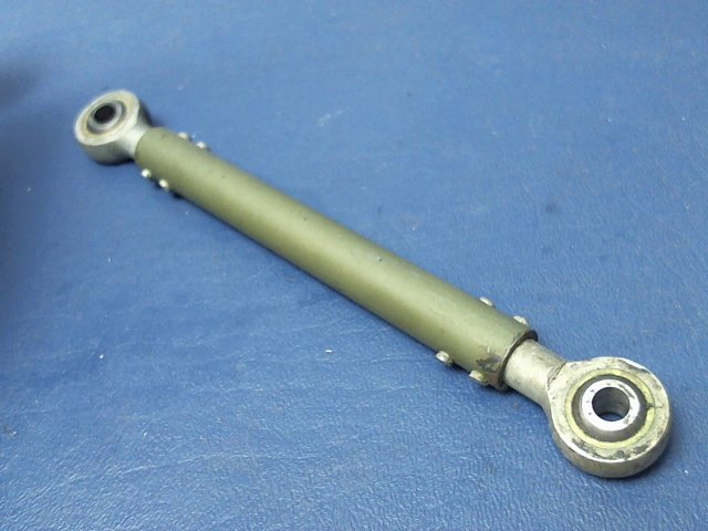 0760634-3 Cessna - PUSH ROD CONTROL COLUMN