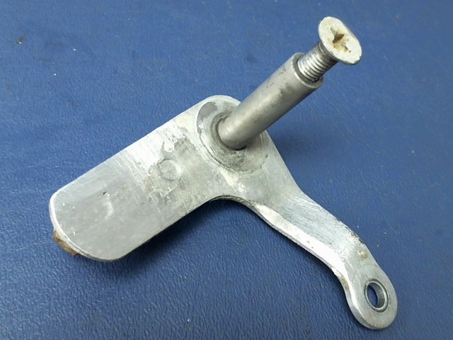 5041022-15 Cessna - BELLCRANK -RH FWD