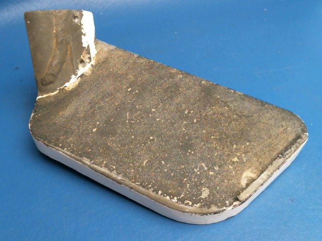 0811944-1 Cessna - MACH STEP-RETRACTABLE ENTRANCE (CRACKED - See Photos)