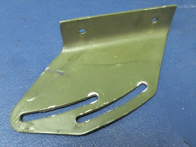 0843408-2 Cessna - BRACKET-DOWN LIMIT SWITCH