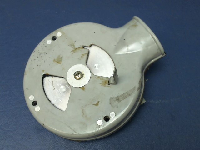 0813822-1 Cessna - VALVE LH-PILOT HEAT CONTROL (small cracks see photos)
