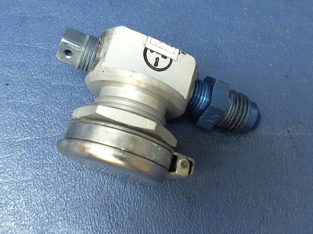 C166006-0201 Cessna - OXYGEN VALVE ASSEMBLY w/ Cap