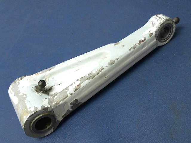 0841002-1 Cessna - LINK - TORQUE NOSE GEAR STRUT