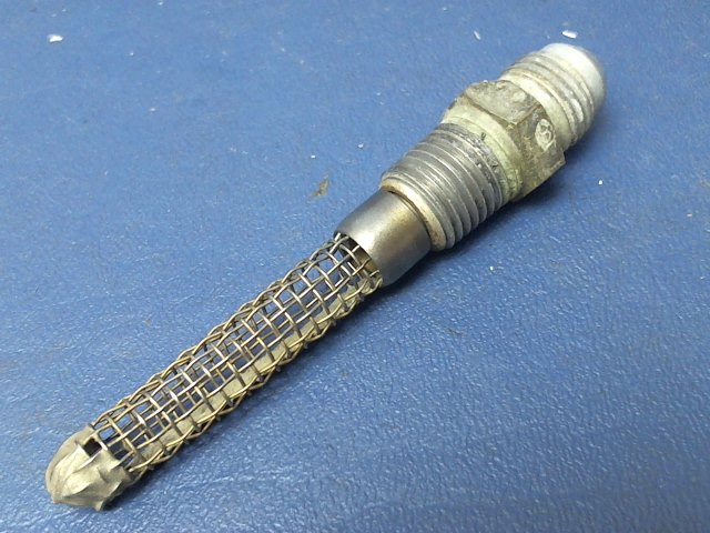 0422130 Cessna - STRAINER -FUEL TANK (FINGER)