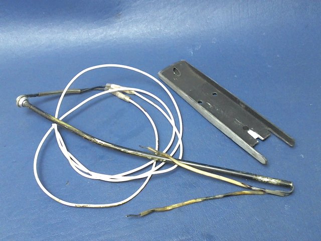 NPN Cessna - COMPASS MOUNTING BRACKET w/0713817-7 Tube