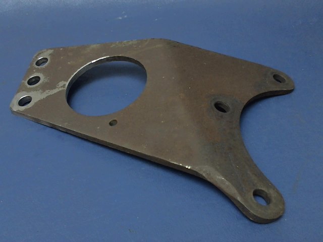 1250818-200 Cessna - SUPPORT TURBO-REAR LOWER (some wear damage)