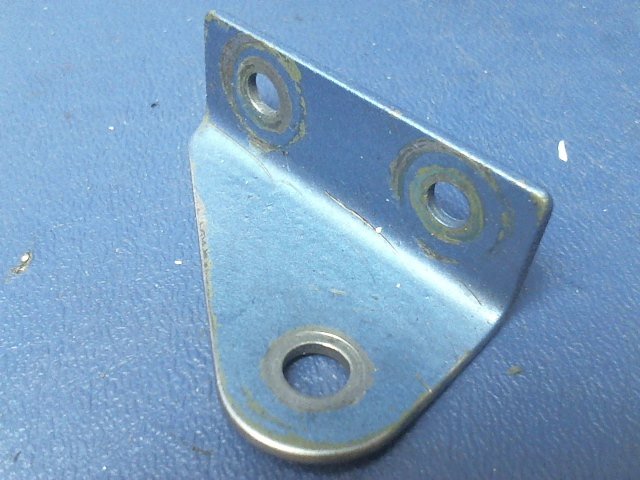 0510205-2 Cessna - FITTING-SEAT BELT INBOARD RH