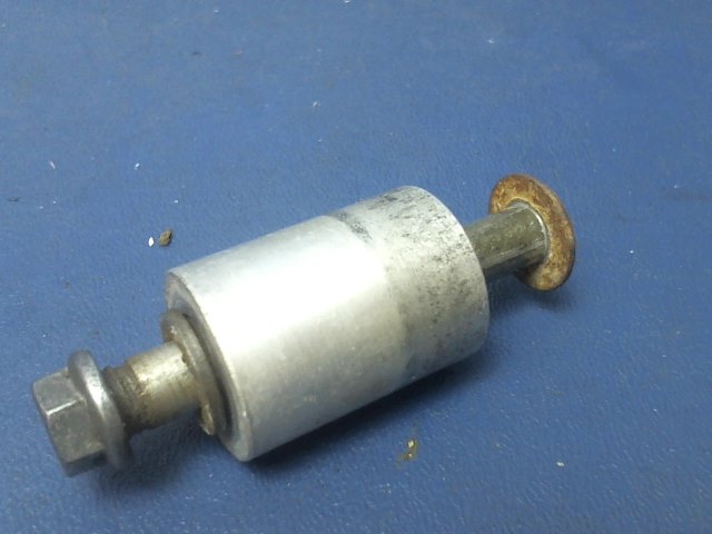 95061-189 Piper - Roller Bushing Bearing and bolt